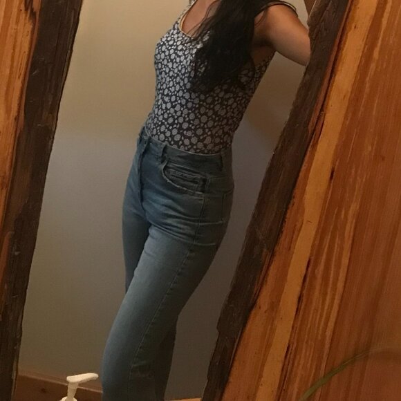 Blue Mom Jeans - Picture 4 of 5